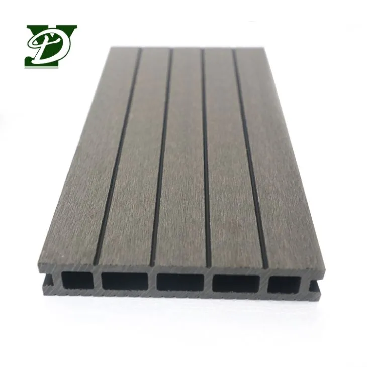 Composite Outdoor Wood Grain WPC Decking For Swimming Pool